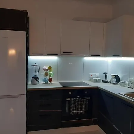 H&o Boulevard Breeze Apartment! Пафос