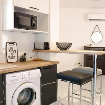 H&o Boulevard Breeze Apartment! * Пафос